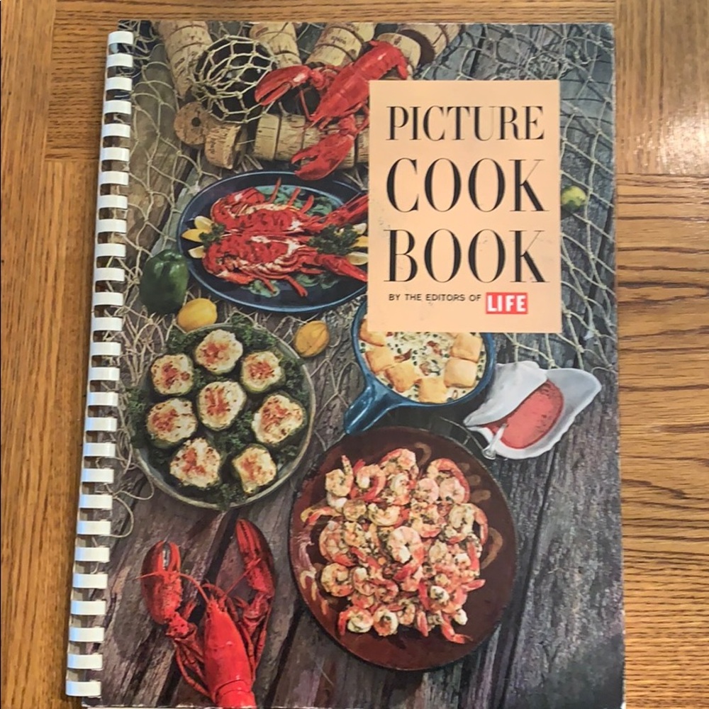 Picture Cook Book by the Editors of LIFE